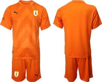 Kaufe Herren Fußballtrikots Uruguay FIFA WM Katar 2022 orange Torwarttrikot Trikotsatz