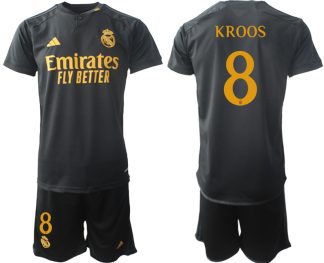 Real Madrid 2023-24 Drittes Trikot schwarze goldgelb Fußballtrikots Set Toni Kroos 8